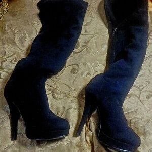 Elegant Black Women's Boots